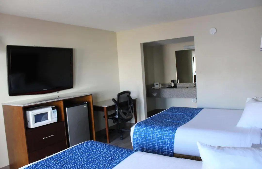 Travelodge By Wyndham Cedar City-1
