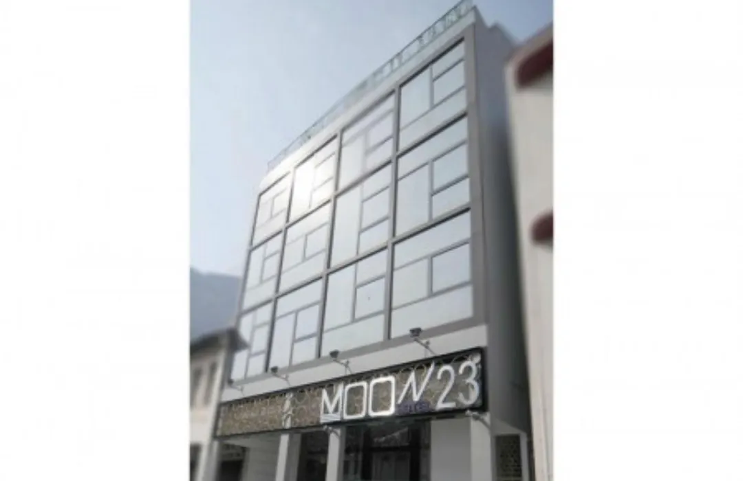 Moon 23 Hotel-1