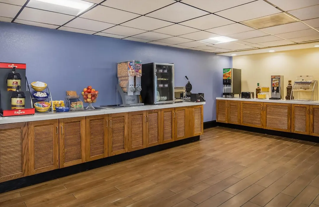 Days Inn By Wyndham Wilson-1