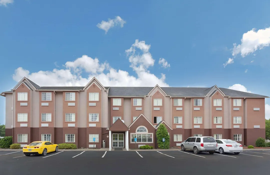 Microtel Inn & Suites By Wyndham Brandon-1