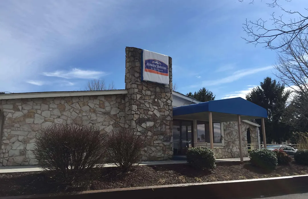 Howard Johnson By Wyndham Harrisonburg-1