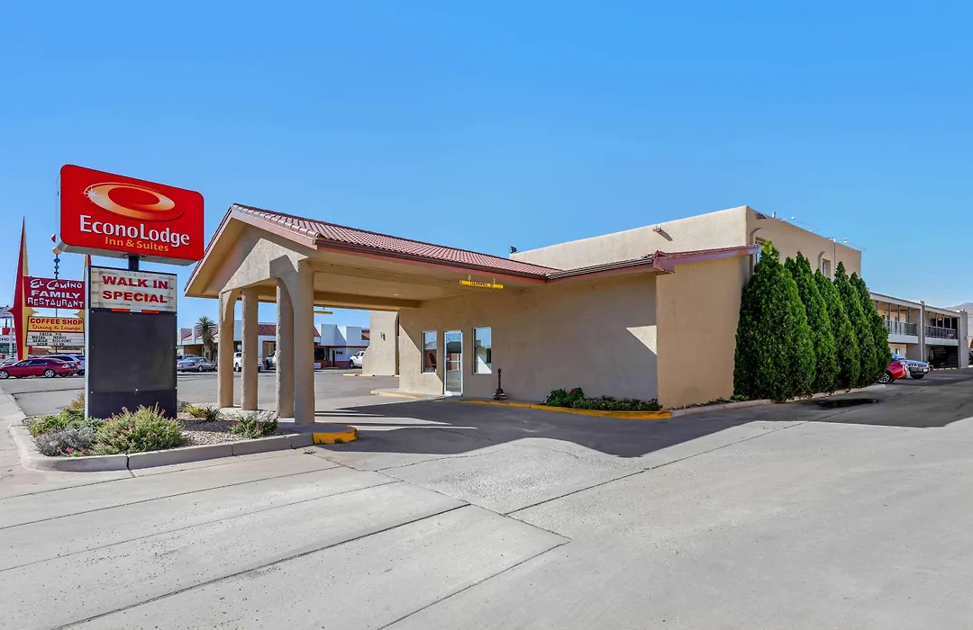 Econo Lodge Inn & Suites Socorro-1