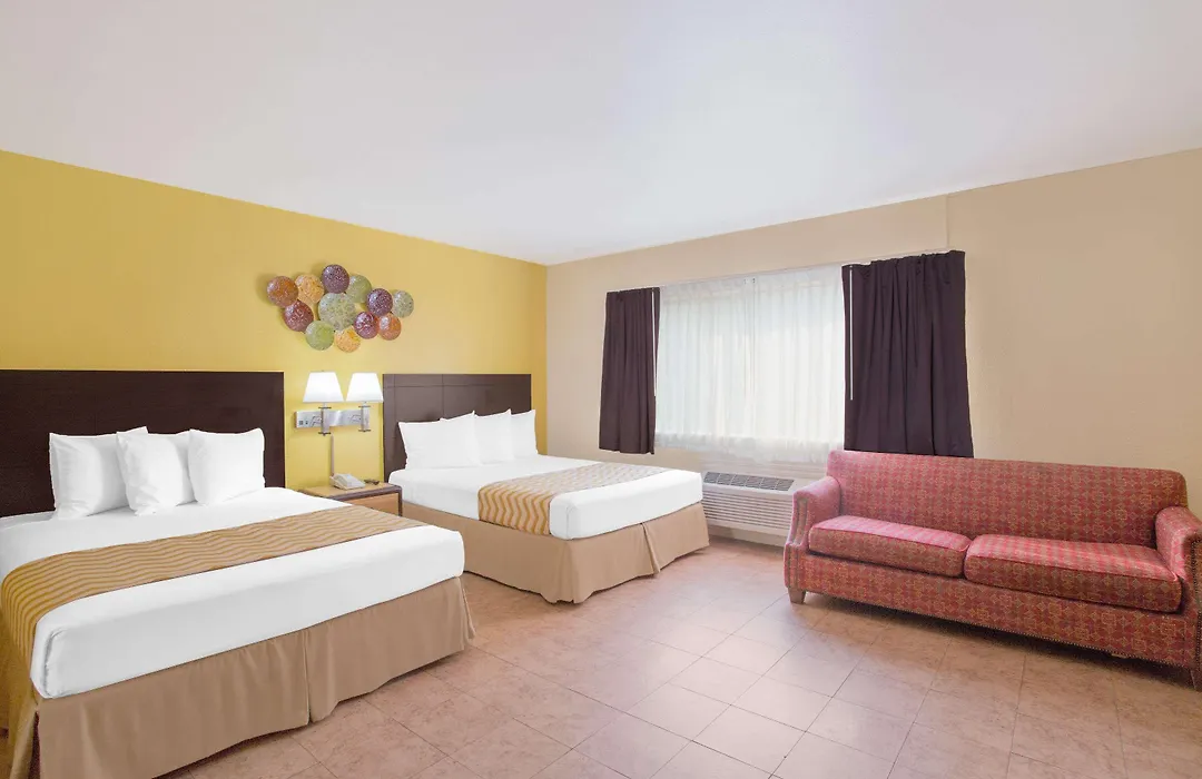 Travelodge By Wyndham San Francisco Central-1