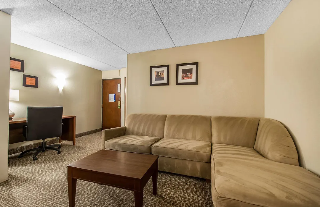 Budget Inn - Denver East-1