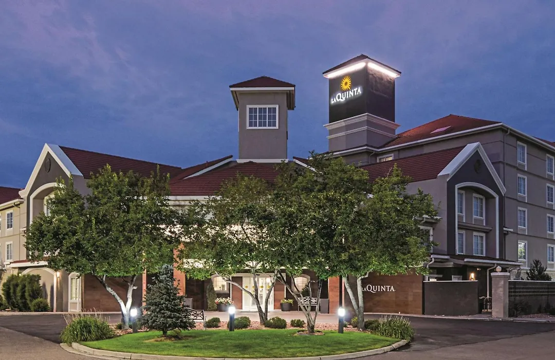 La Quinta Inn & Suites By Wyndham Denver Airport Dia-1