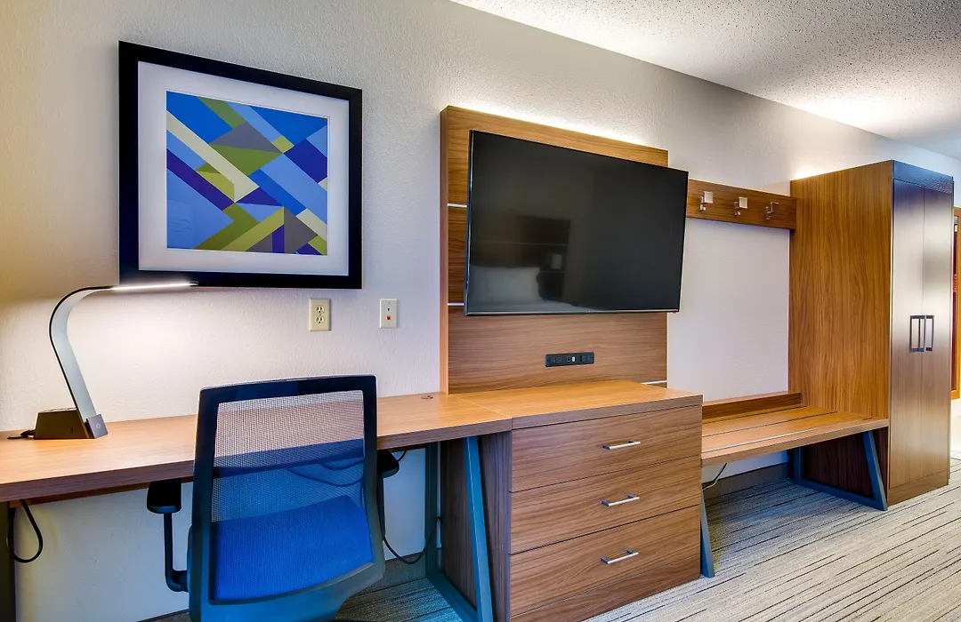 Holiday Inn Express Vincennes-1