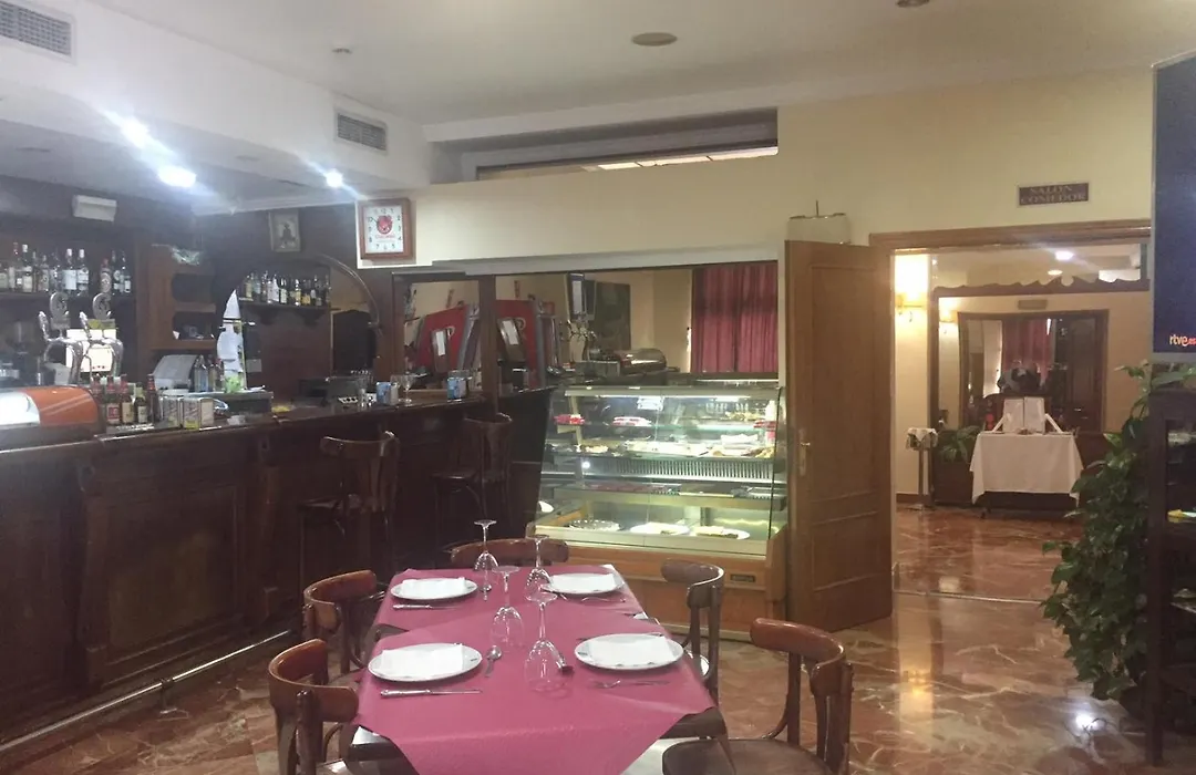 Hotel Peña de Arcos-1