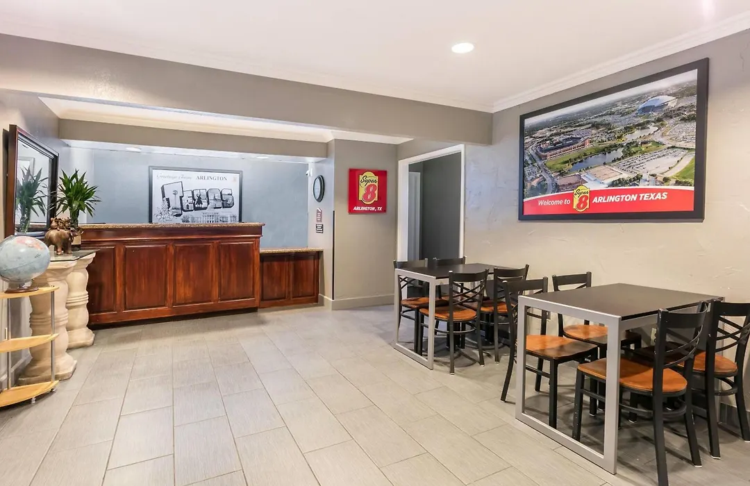 Super 8 By Wyndham Arlington Near At&T Stadium-1