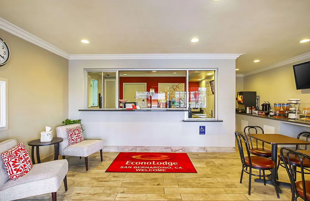 Econo Lodge San Bernardino I-215-1