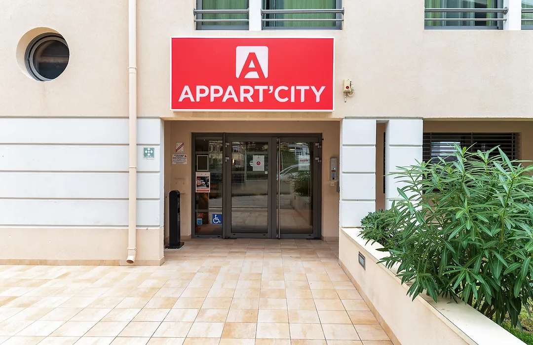 Appart’City Confort La Ciotat – Côté Port-1