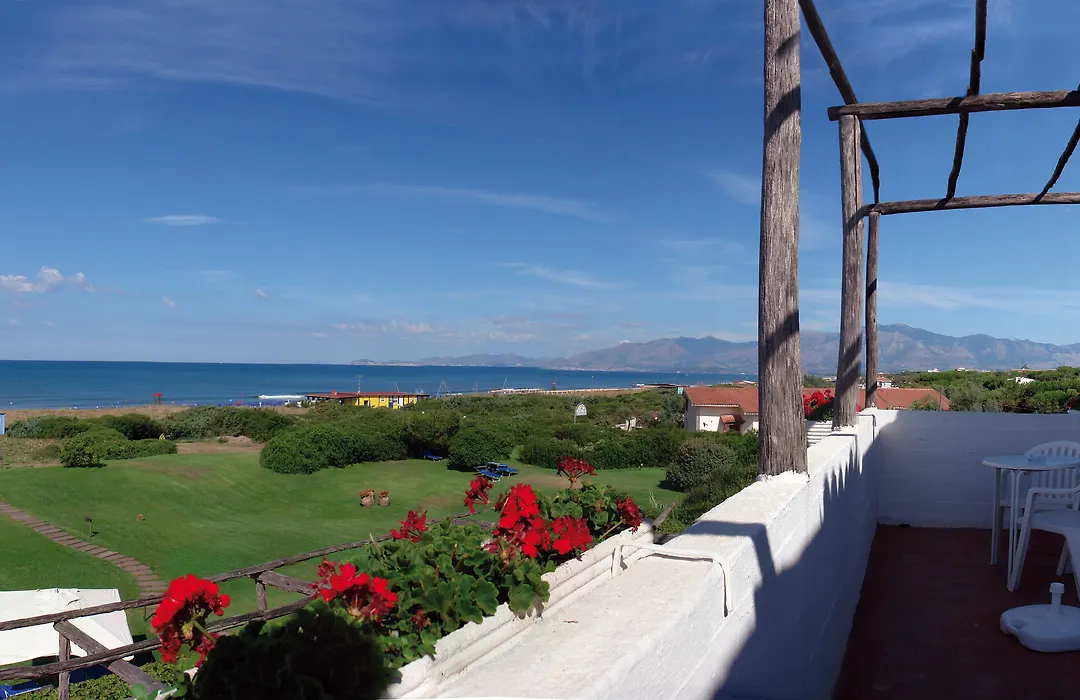Hotel Della Baia-1