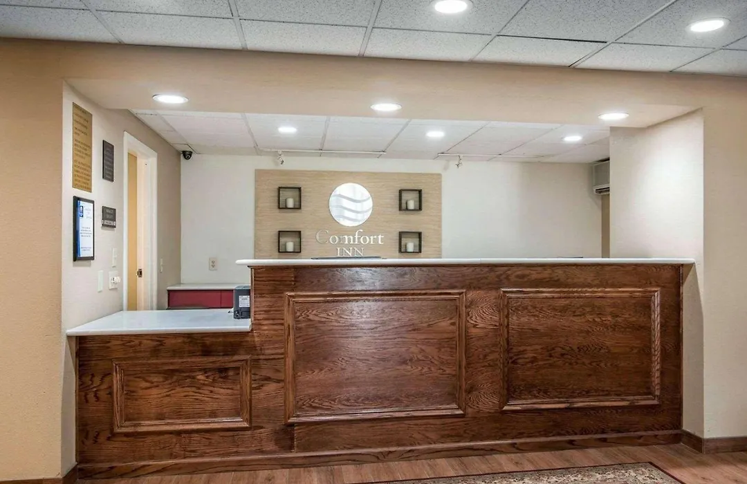 Comfort Inn Saugerties-1