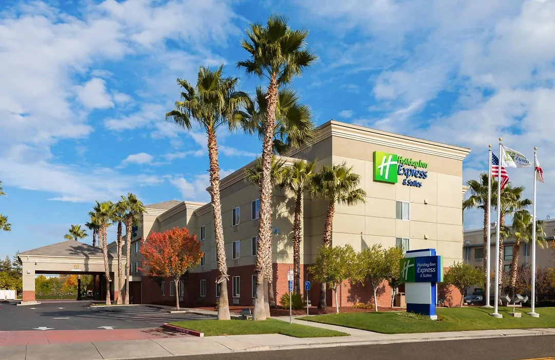 Holiday Inn Express Hotel & Suites Vacaville By Ihg-1