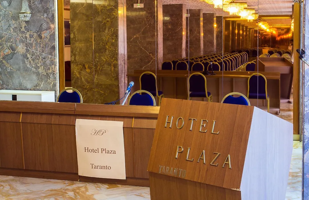 Hotel Plaza-1