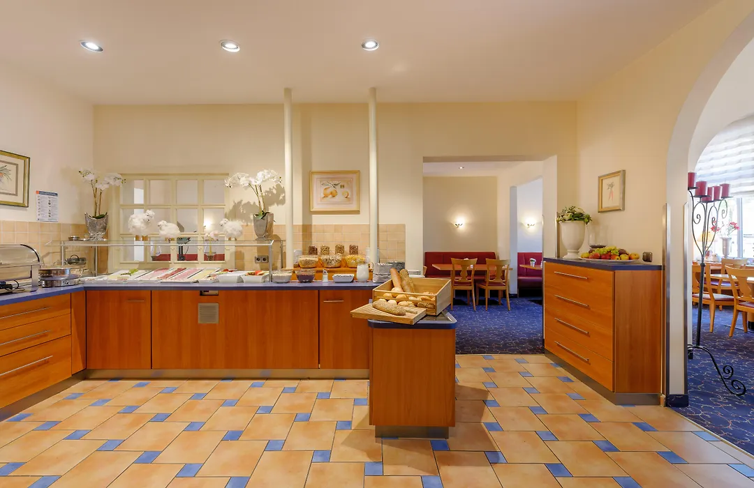 Mercure Hotel Luebeck City Center-1