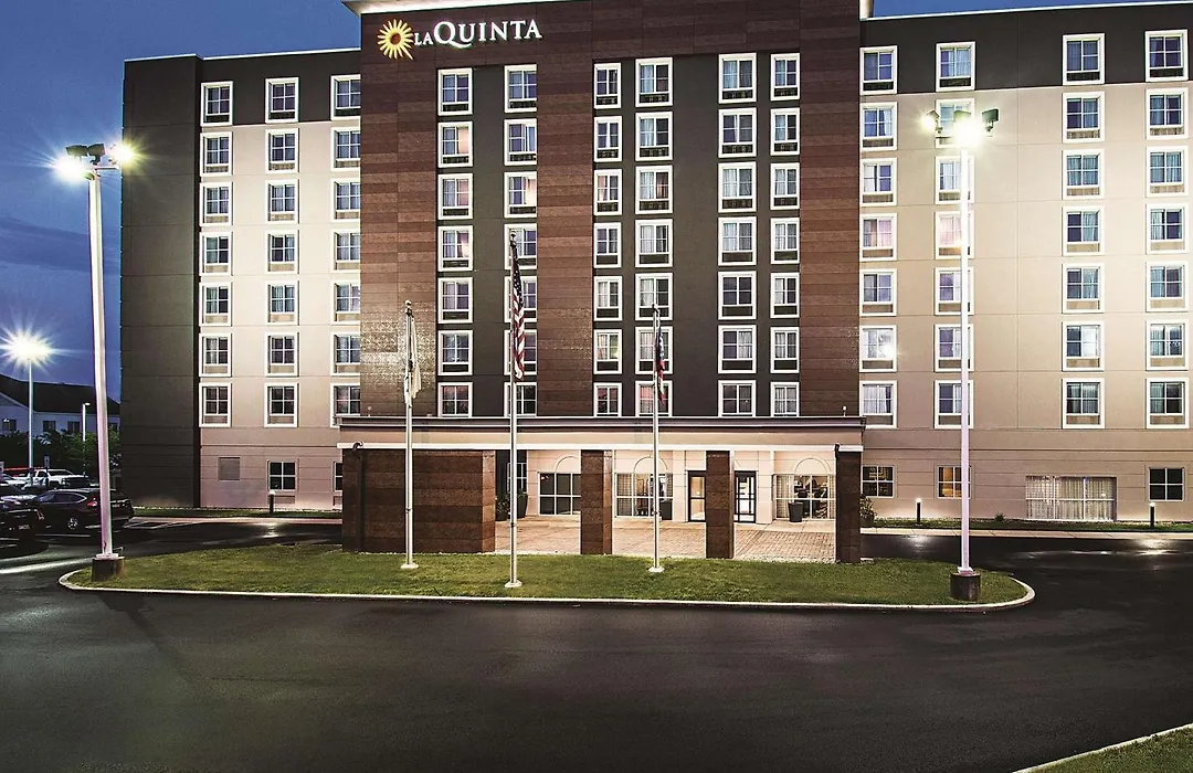 La Quinta By Wyndham Cincinnati Sharonville-1
