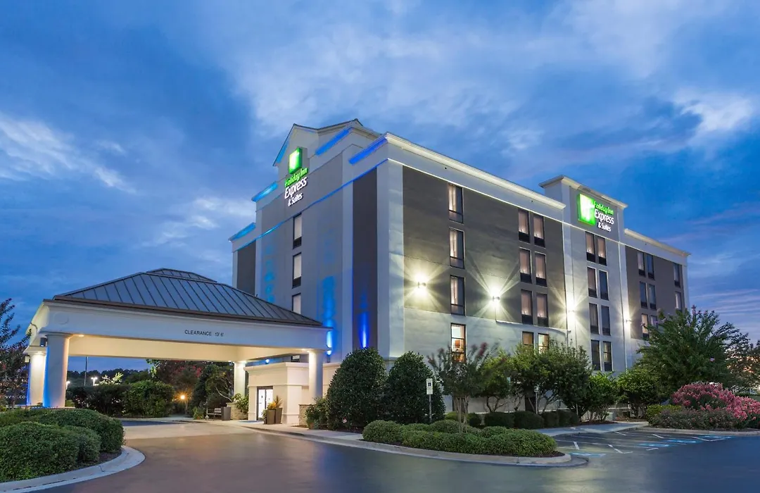Holiday Inn Express & Suites Wilmington-University Center By Ihg-1