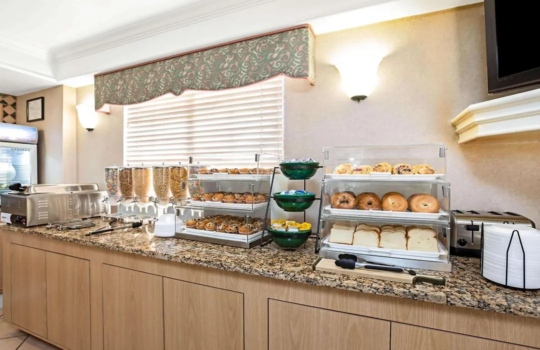 La Quinta Inn By Wyndham El Paso East Lomaland-1