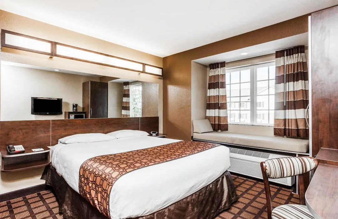 Microtel Inn & Suites By Wyndham Macon-1