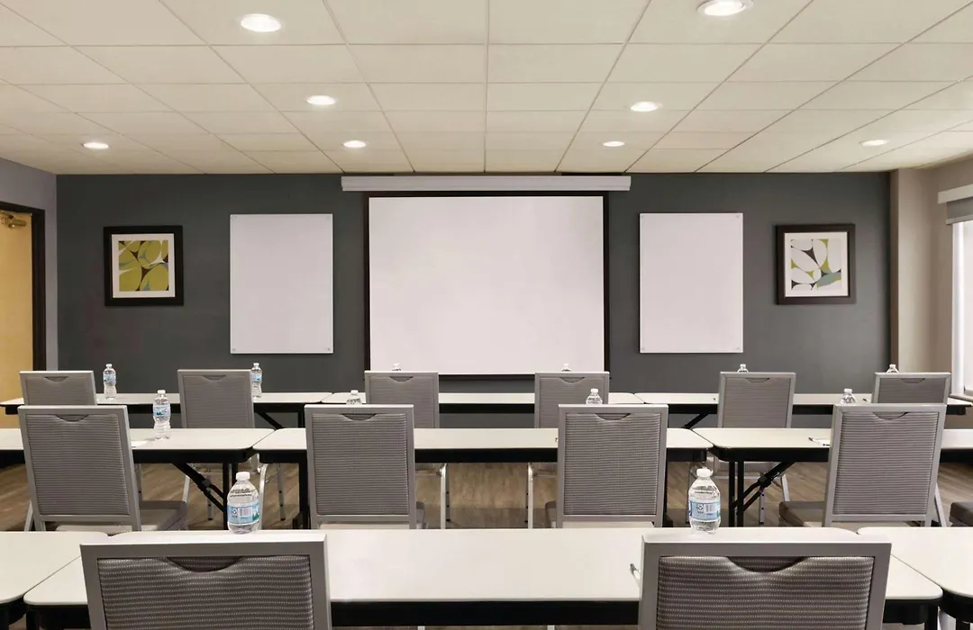 Wingate By Wyndham Cincinnati Blue Ash-1
