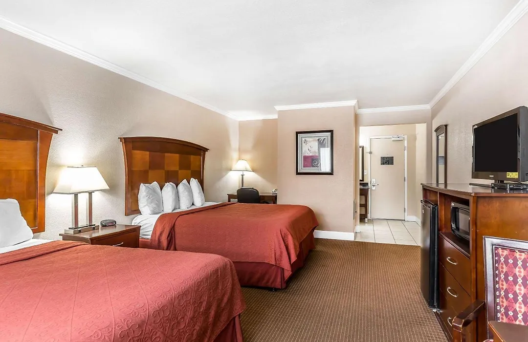 Quality Inn Near Hearst Castle-1