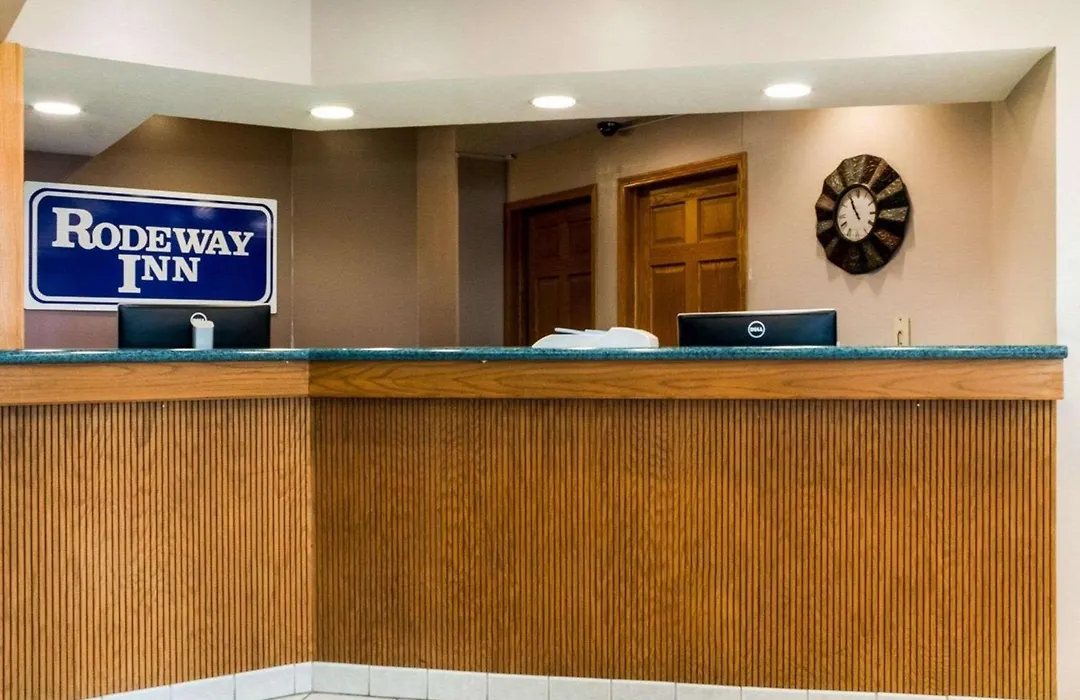 Rodeway Inn-1