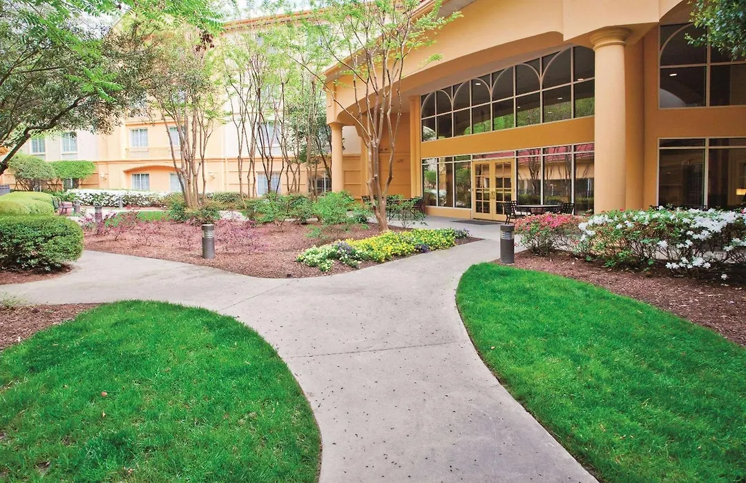 La Quinta Inn & Suites By Wyndham University Area Chapel Hill-1
