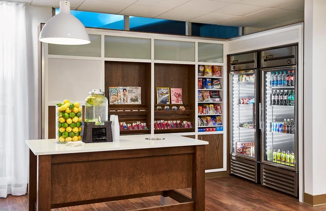Holiday Inn Alexandria At Carlyle By Ihg-1
