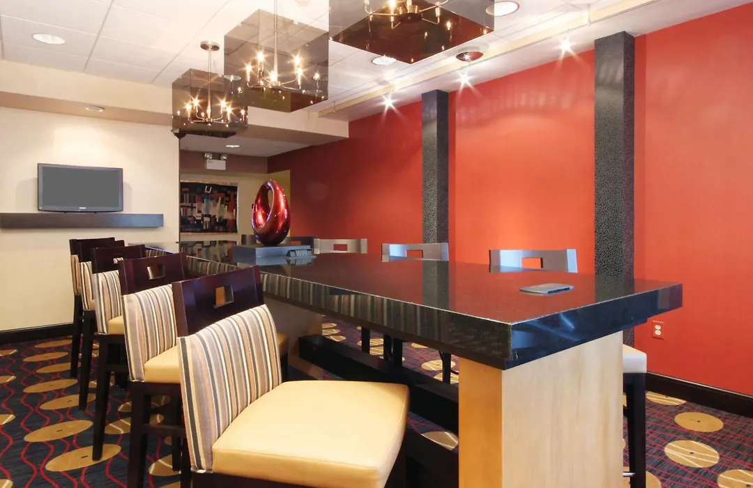 Hampton Inn Champaign/Urbana-1