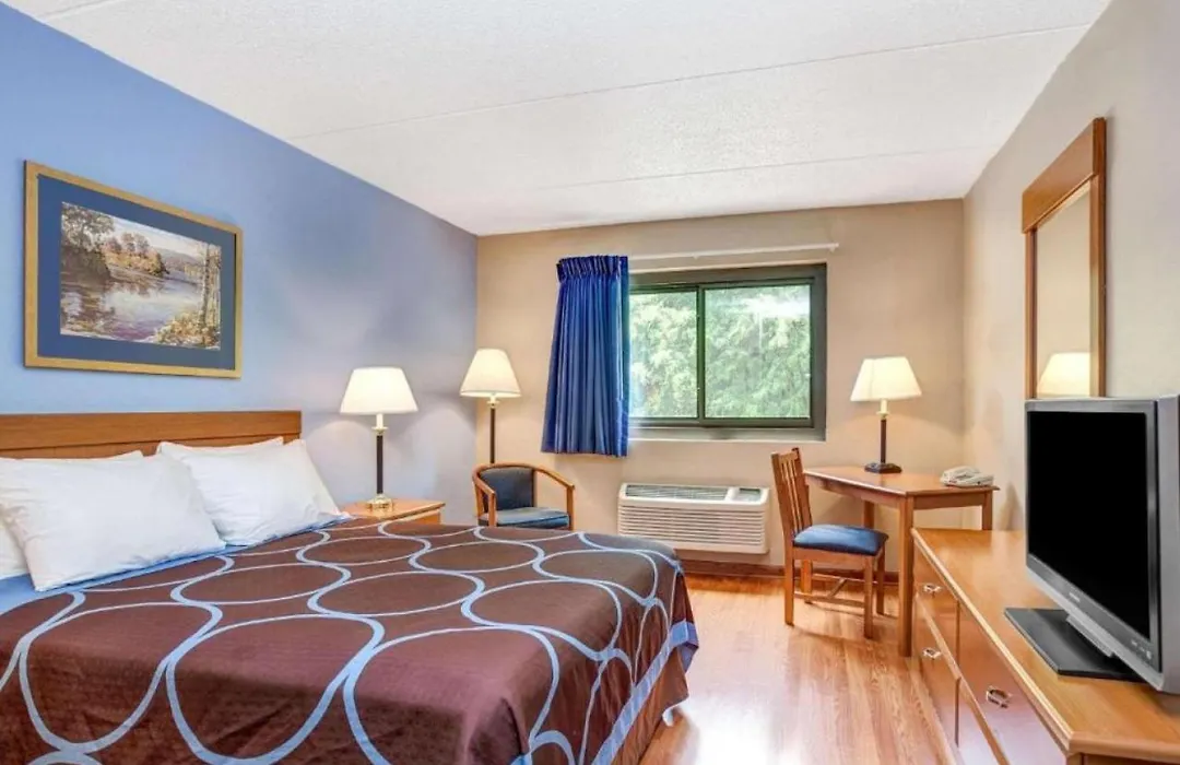Super 8 By Wyndham Mahwah-1