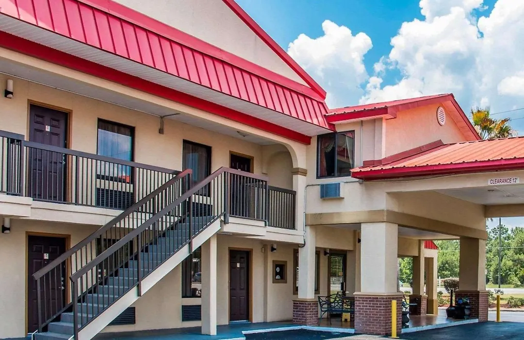Econo Lodge Richmond Hill-1
