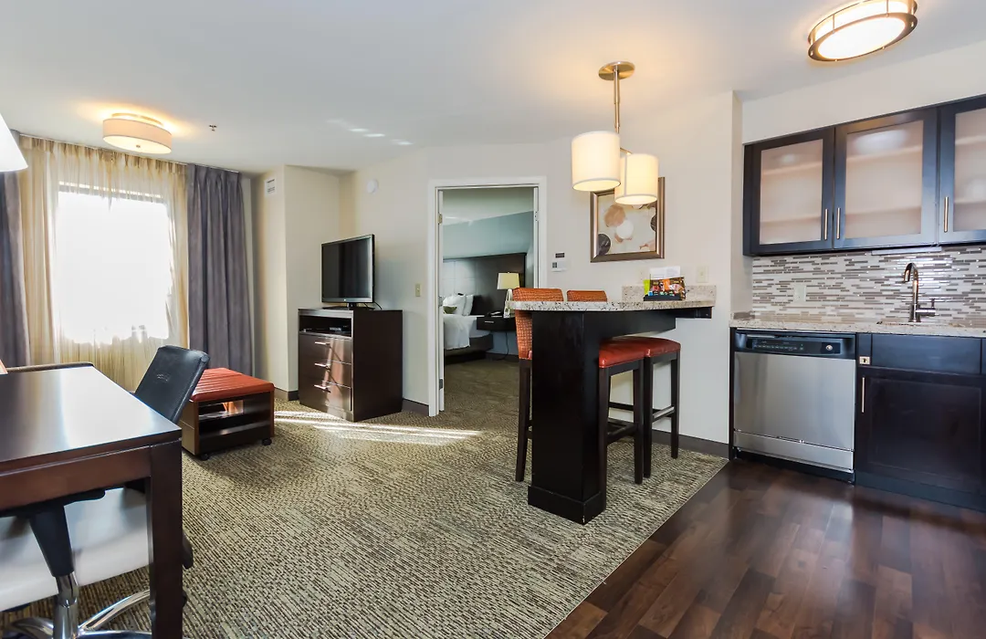 Staybridge Suites Grand Forks By Ihg-1