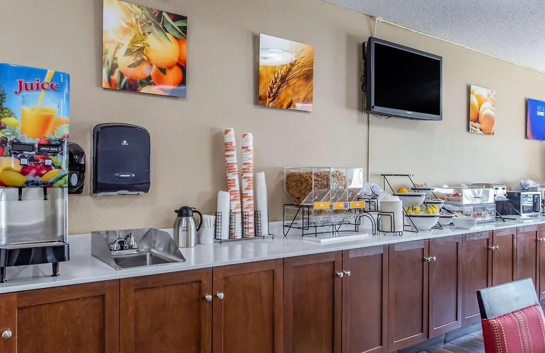 Comfort Inn Rockford Near Casino District-1
