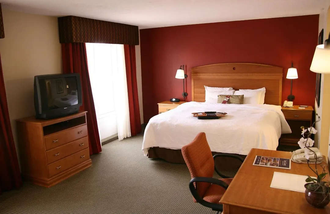 Spark By Hilton Cedar City-1