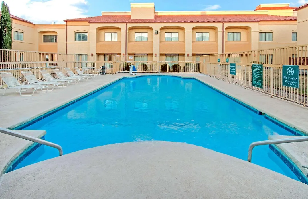 La Quinta Inn By Wyndham Las Cruces Mesilla Valley-1