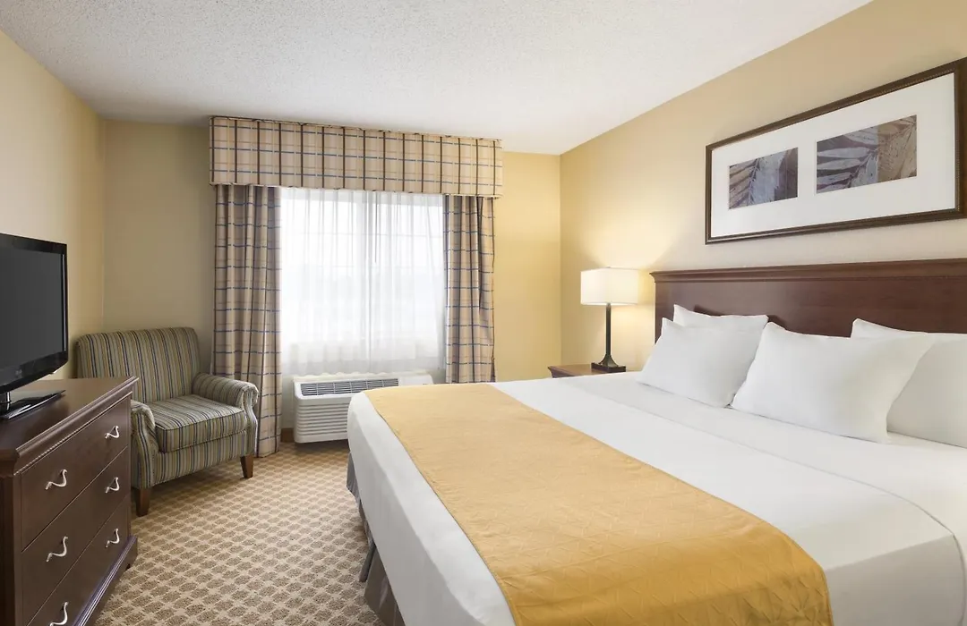 Country Inn & Suites By Radisson, Owatonna, Mn-1