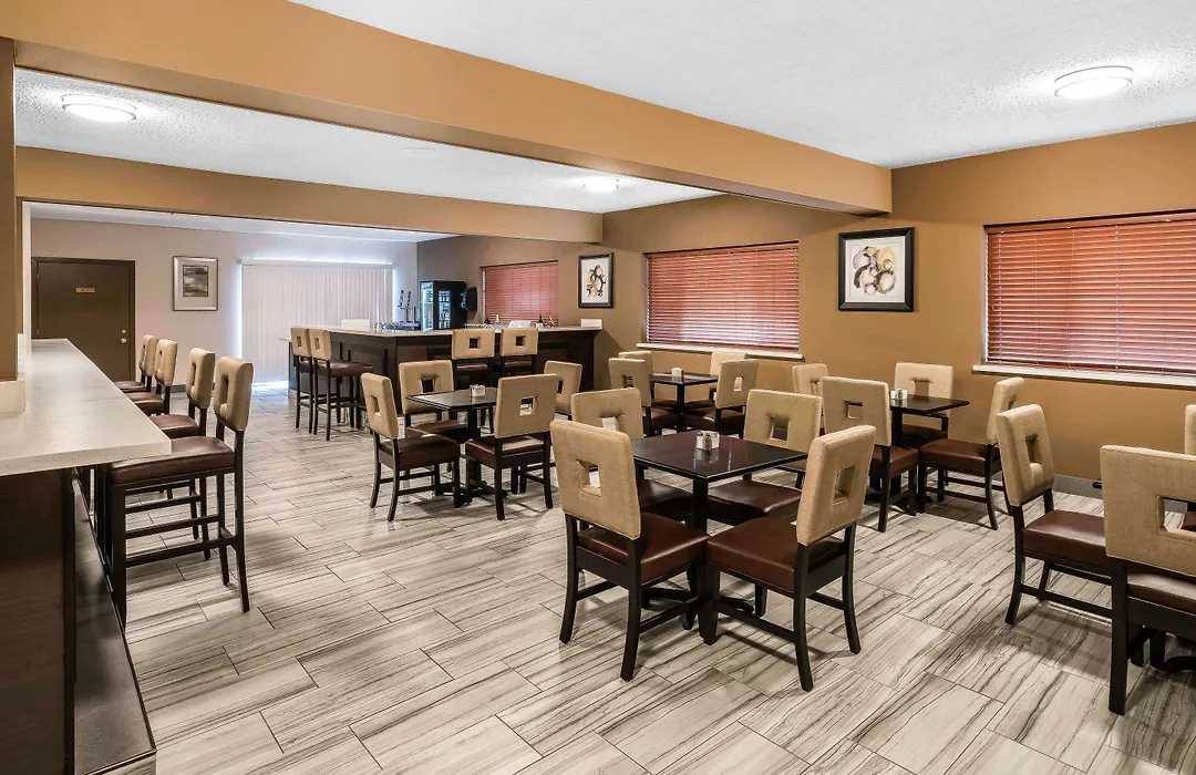 Clarion Inn Near Jblm-1