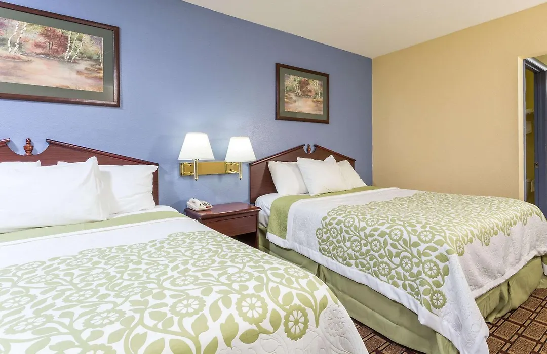 Days Inn By Wyndham Dickson-1