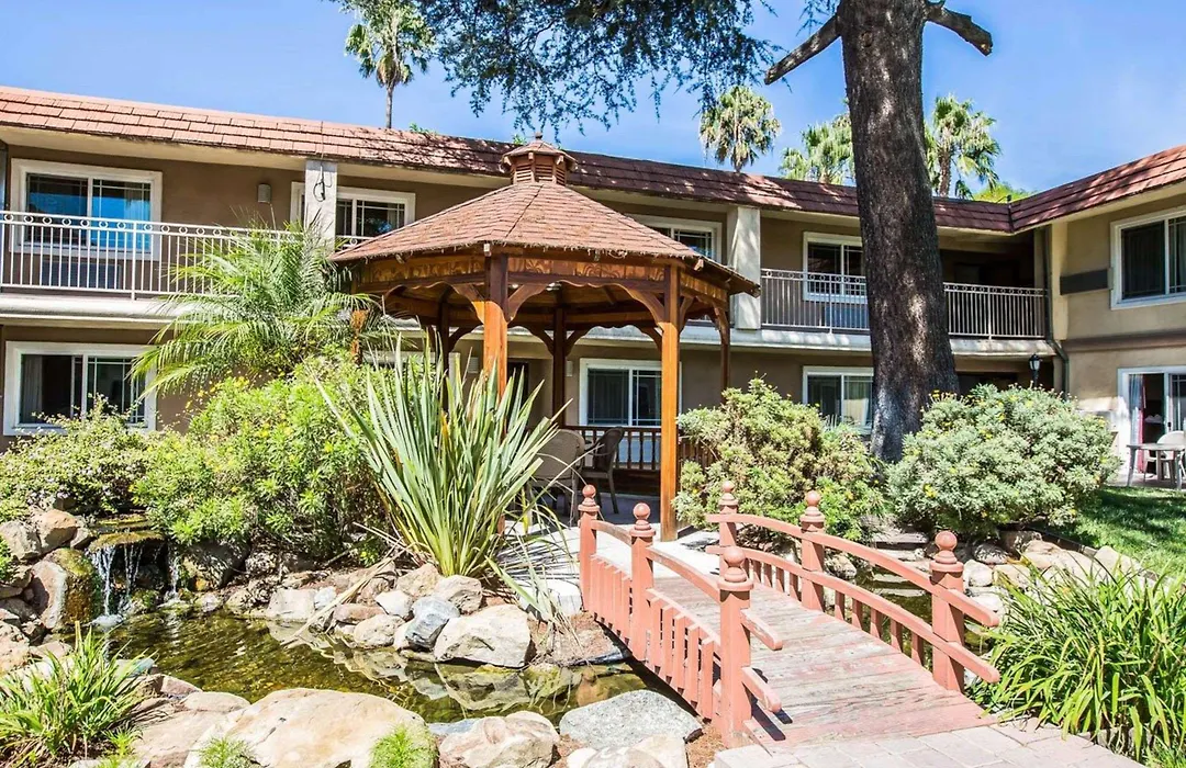 Quality Inn & Suites Thousand Oaks - Us101-1