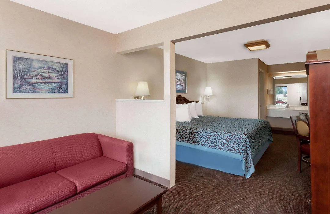 Days Inn By Wyndham Morristown-1