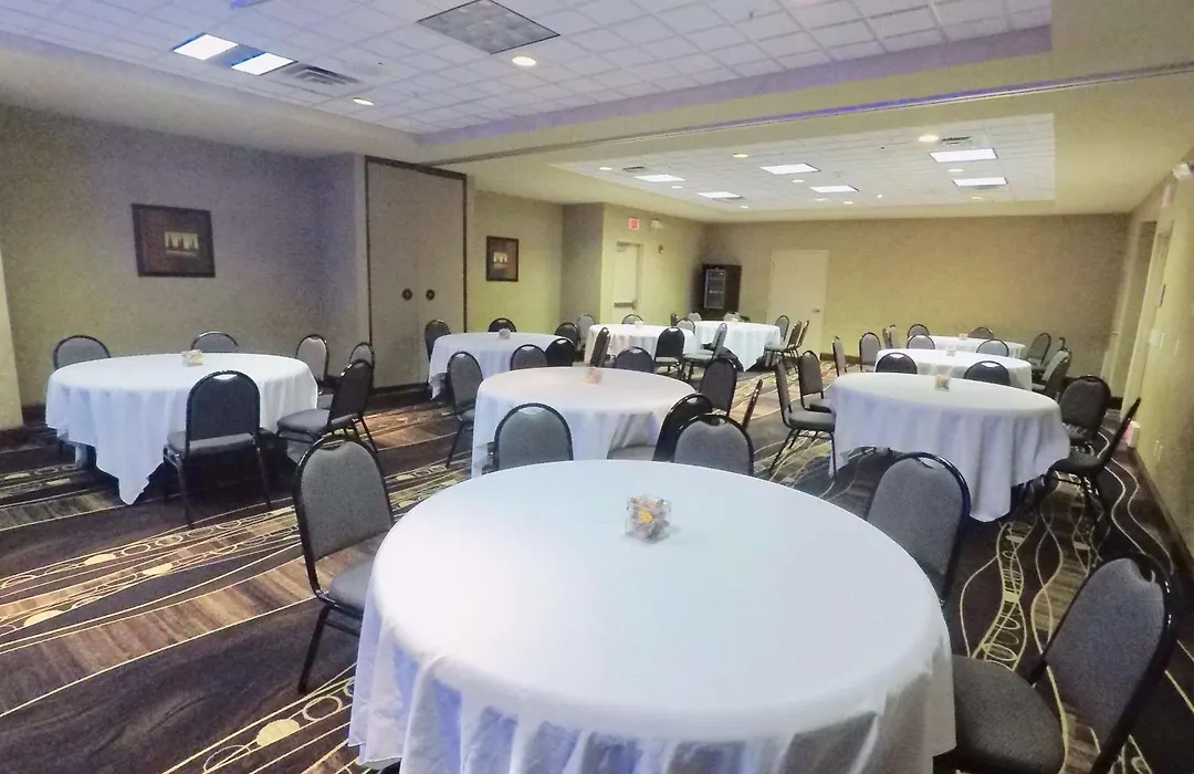 Hilton Garden Inn West Des Moines-1