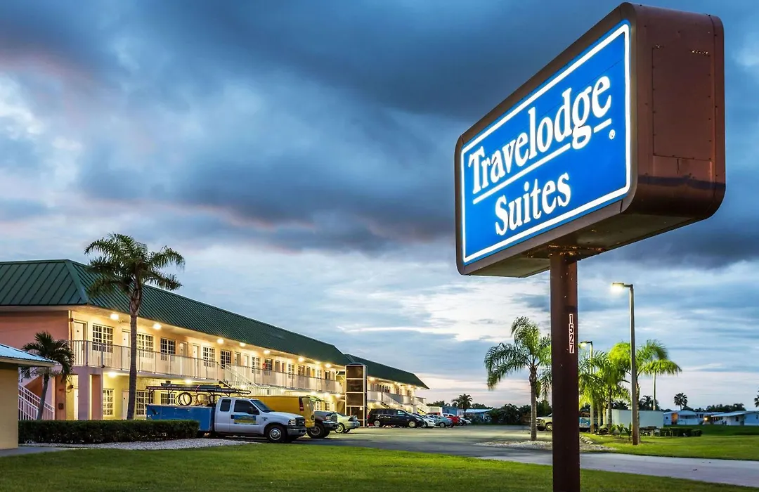 Travelodge Suites By Wyndham Lake Okeechobee-1