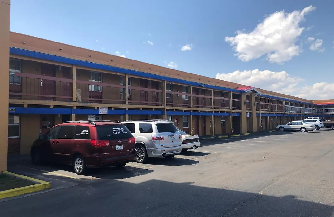 Americas Best Value Inn Denver-1