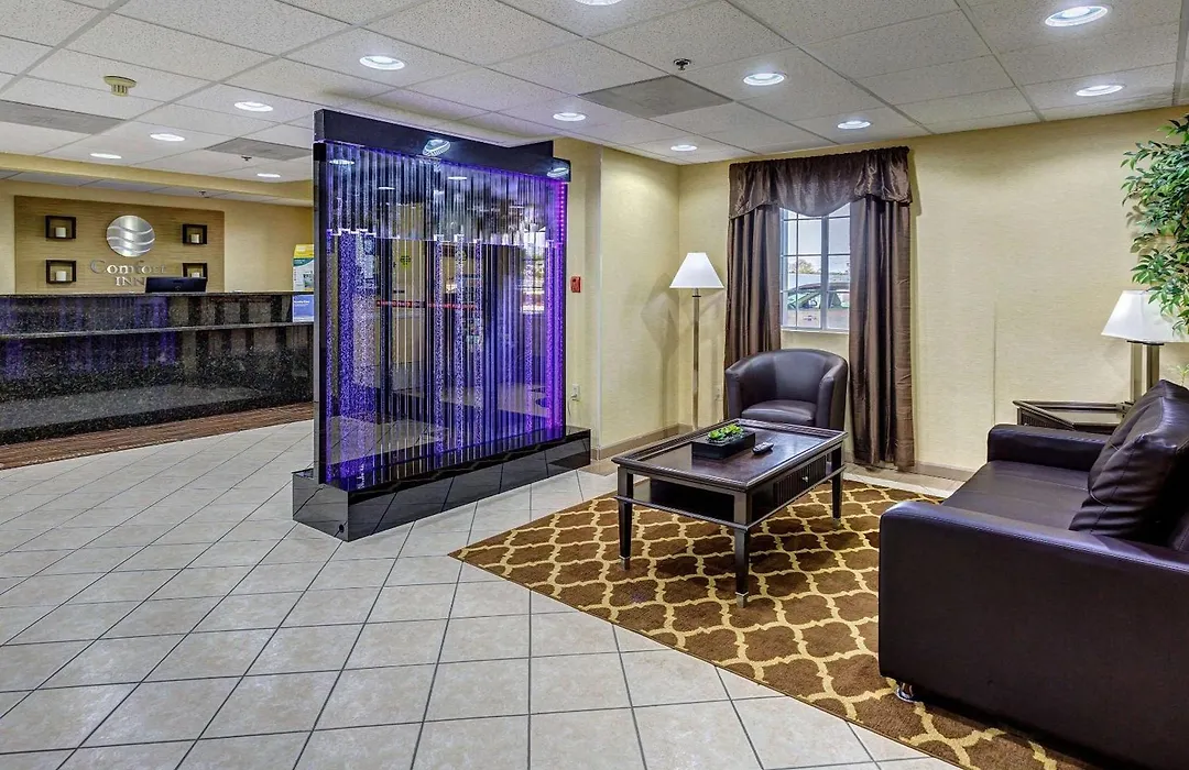 Comfort Inn Decatur Priceville-1