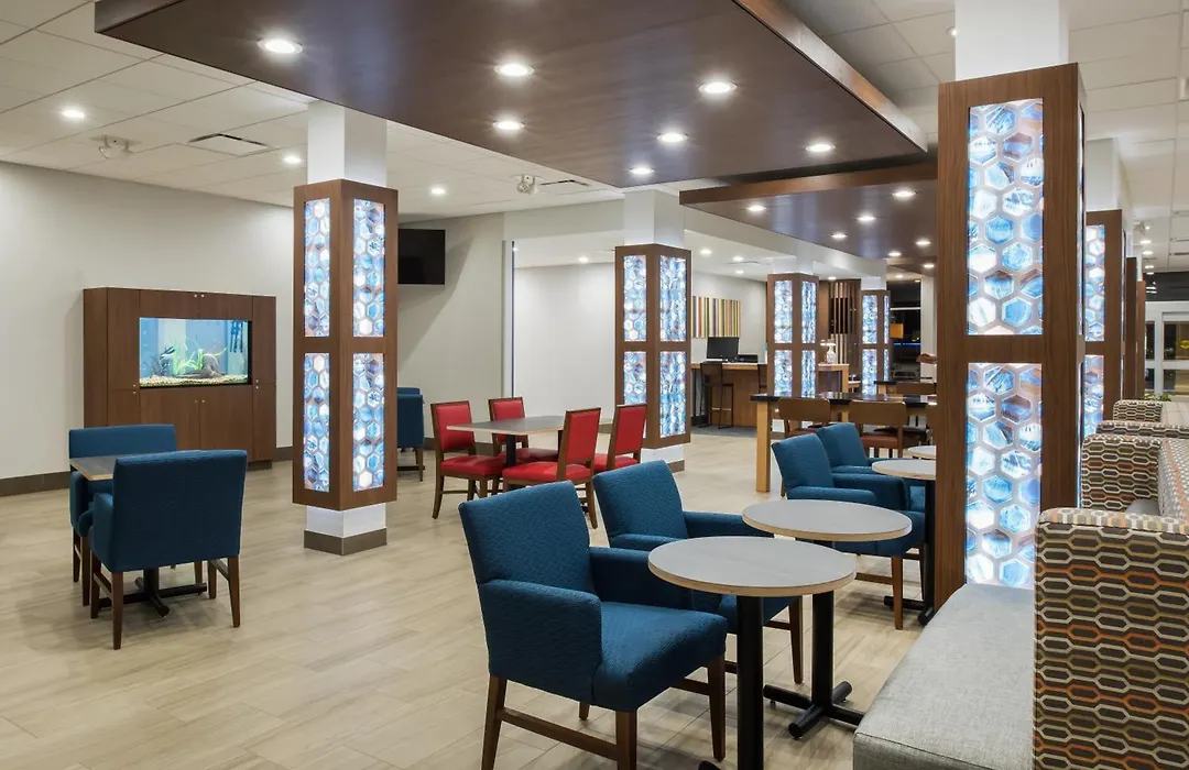 Holiday Inn Express & Suites West Plains Southwest By Ihg-1