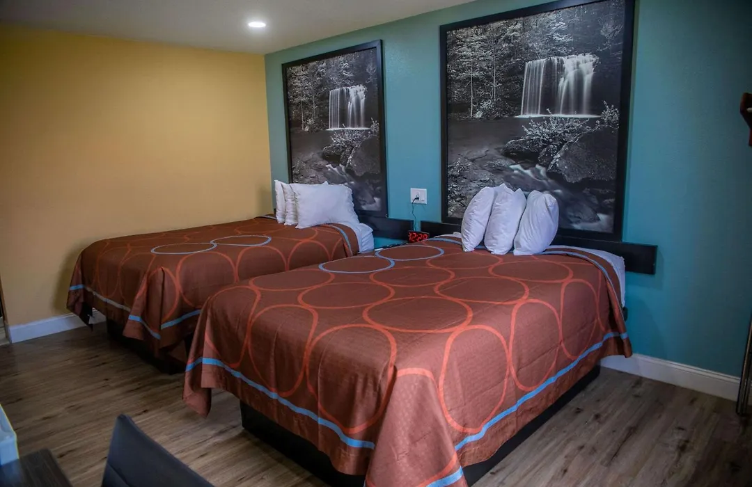 Super 8 By Wyndham Mountain Home-1