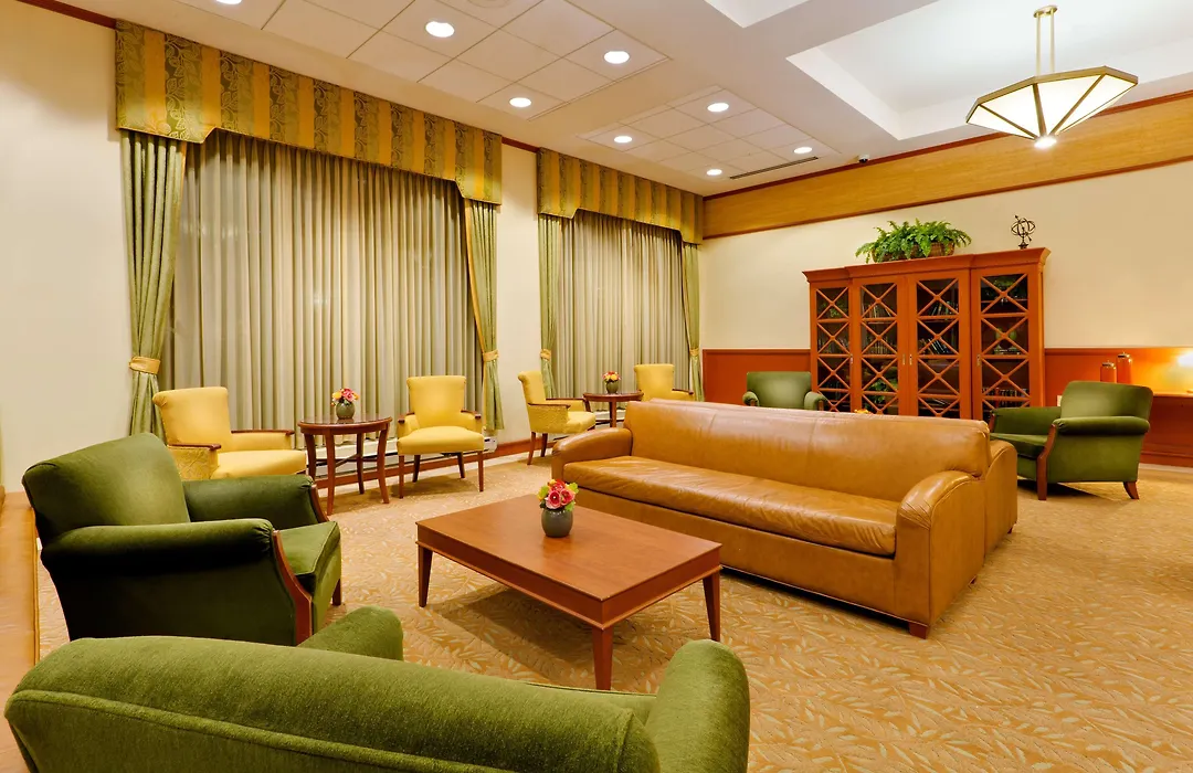Red Lion Hotel Hartford-1