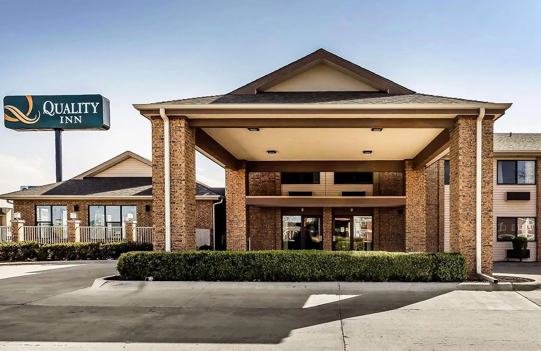Quality Inn Dumas-1