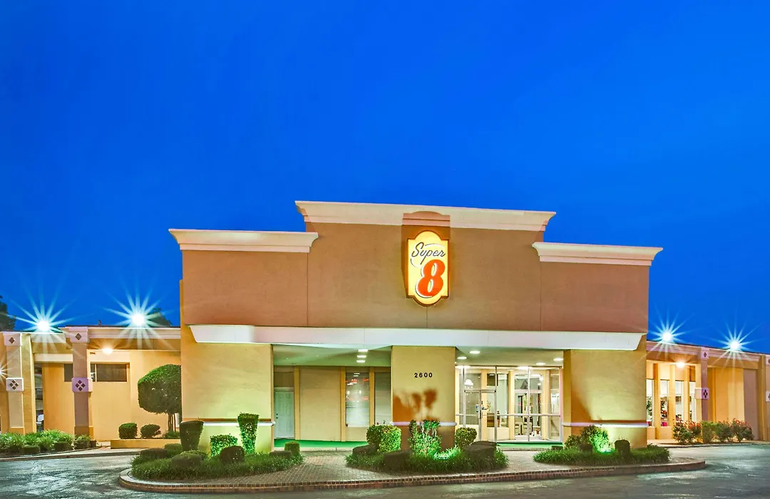 Super 8 By Wyndham Norman-1