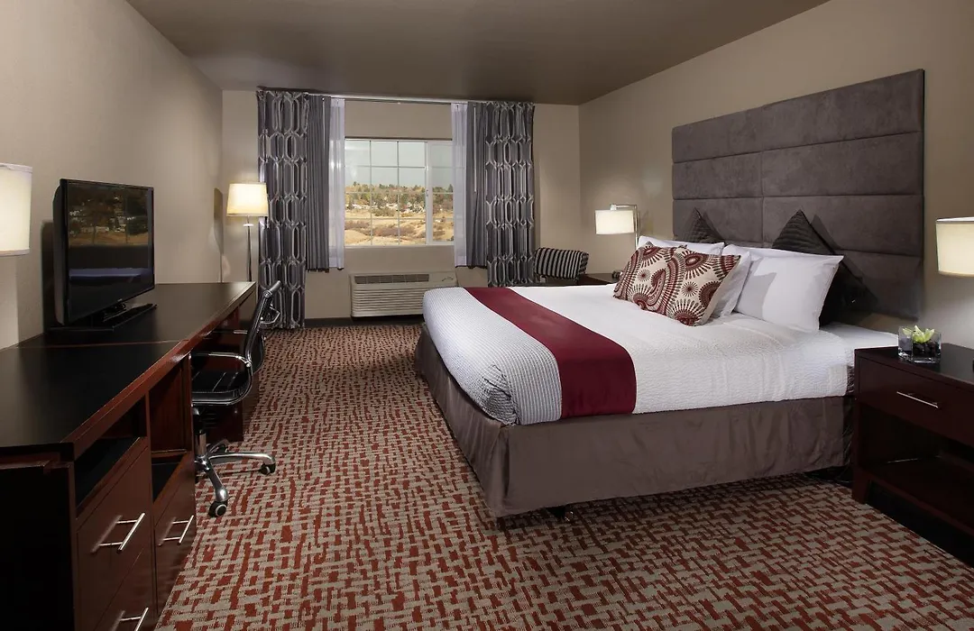 Coast Hilltop Inn-1